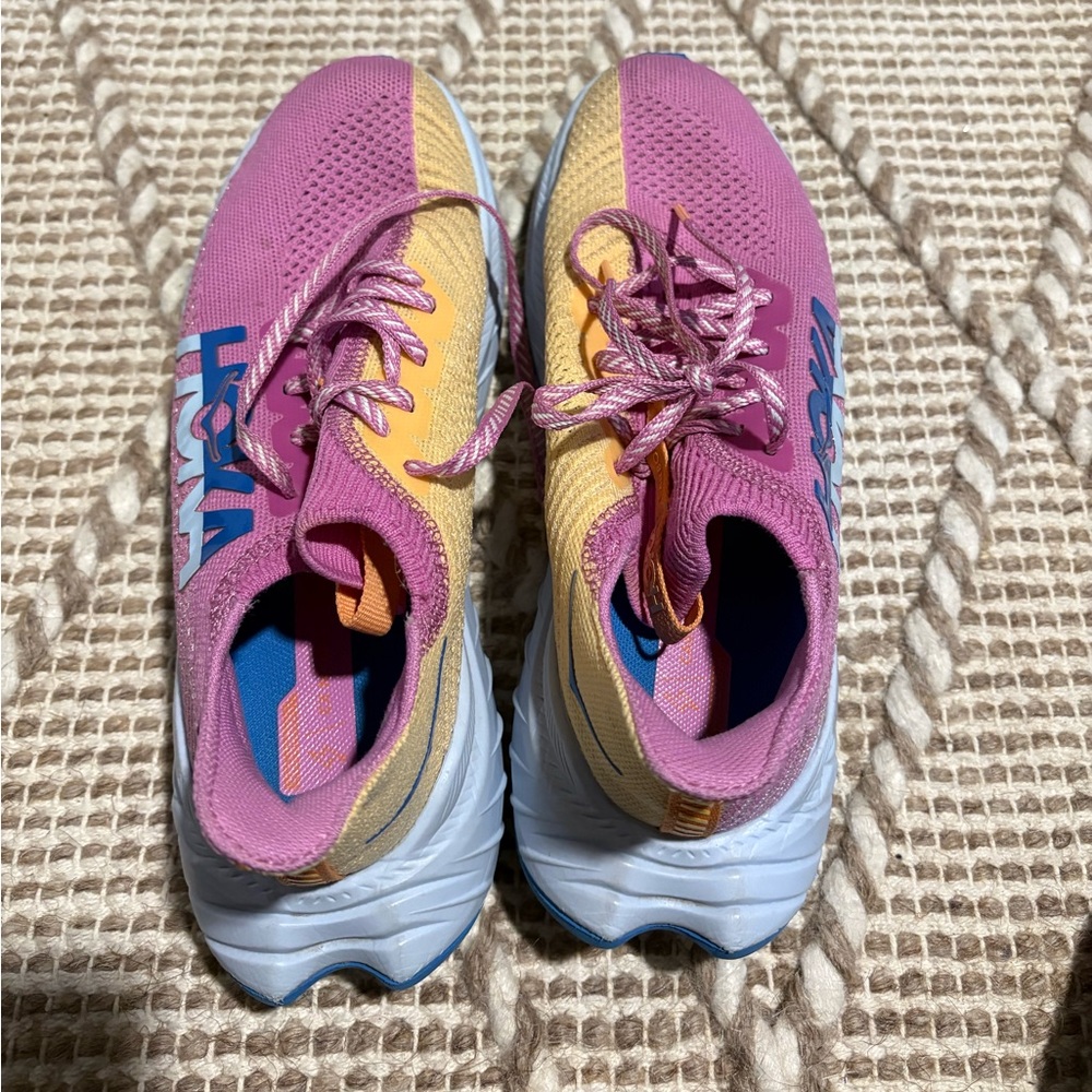Hoka Carbon X Women’s Sneaker